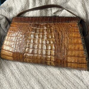 WOW!!! Genuine Alligator Very Vintage Bag/Satchel